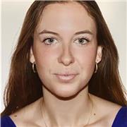 Profesora de Lenguaje musical apto para todas las edades y todo tipo de formación. Desde la iniciación musical hasta más arriba.